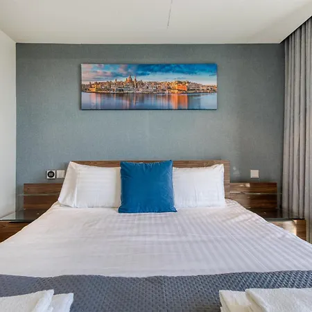 The Official Mercury 2br With Pool Access By 360 Estates Apartmán *