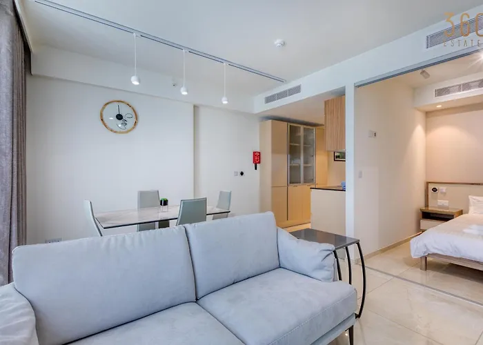 The Official Mercury 2br With Pool Access By 360 Estates Apartament