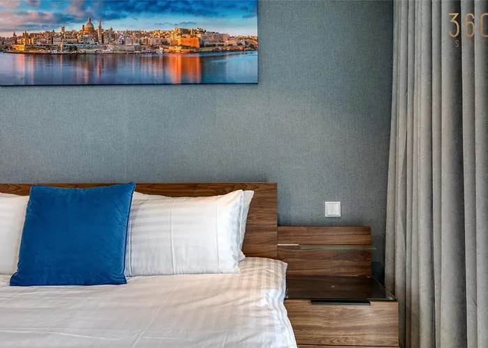 The Official Mercury 2br With Pool Access By 360 Estates