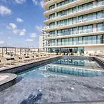 The Official Mercury 2br With Pool Access By 360 Estates
